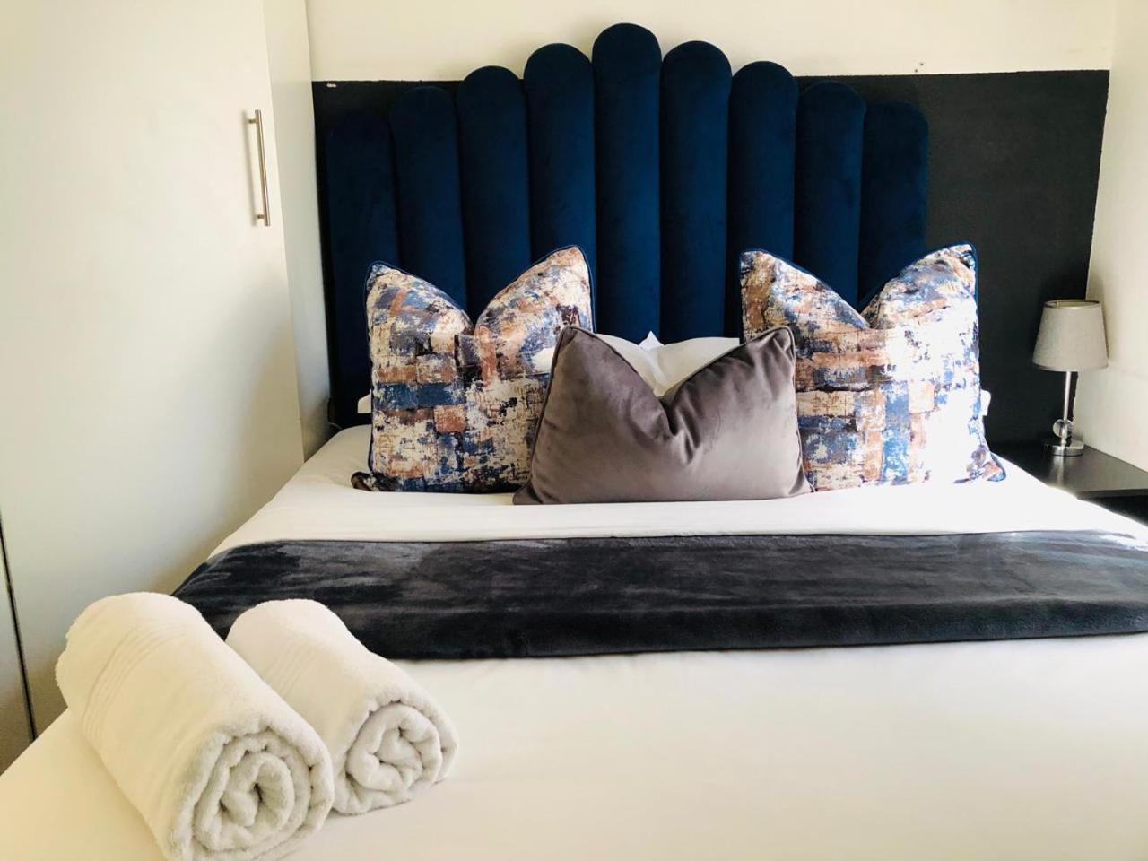 Sand River Guest House Johannesburg Bagian luar foto