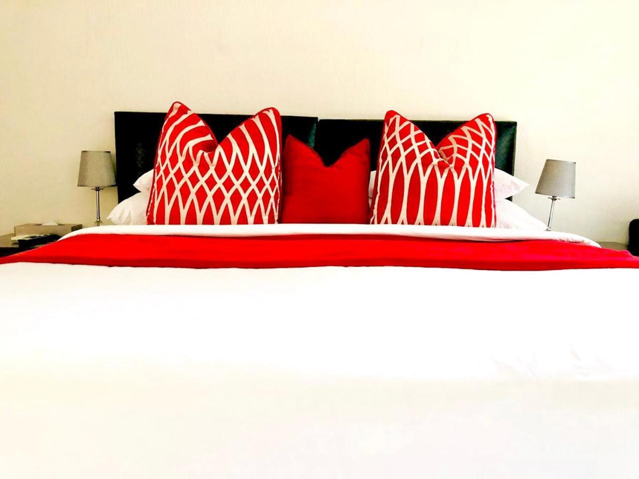 Sand River Guest House Johannesburg Bagian luar foto
