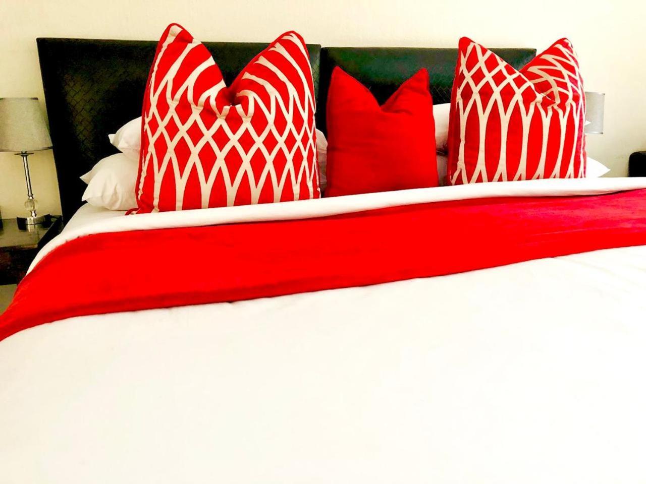 Sand River Guest House Johannesburg Bagian luar foto