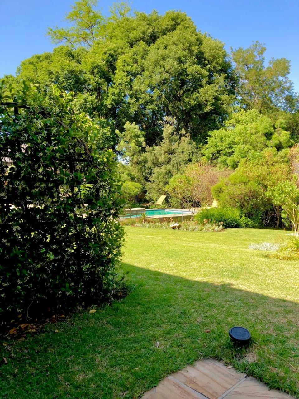 Sand River Guest House Johannesburg Bagian luar foto